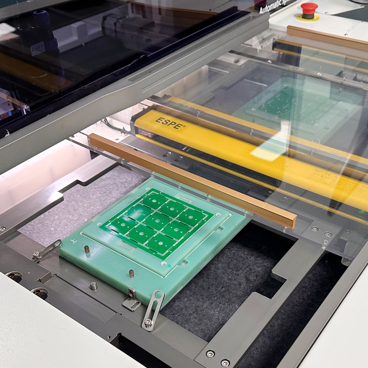 PCB分板机的基本操作流程
